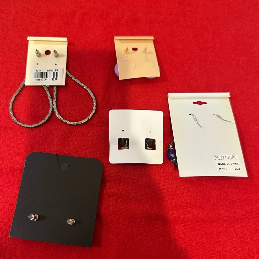 Earrings - Picture 3 of 3